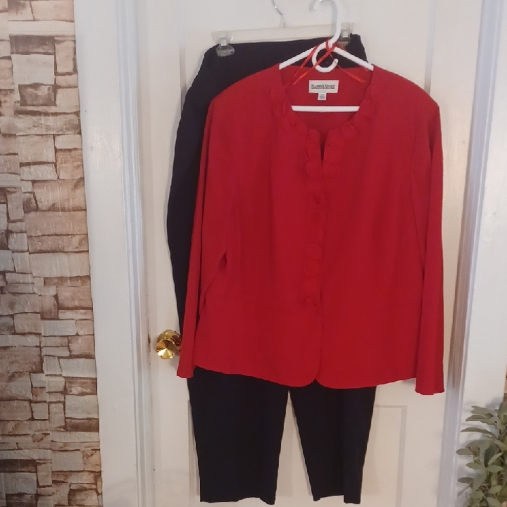 Red Button-Front Blazer and Black Pants Set Womens Size 24w